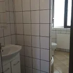 Stajnia * Lisewo