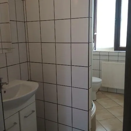 Stajnia * Lisewo